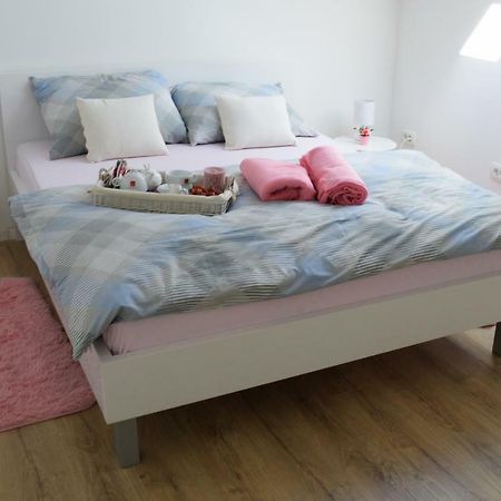 Apartment Rama ซาเกร็บ ภายนอก รูปภาพ