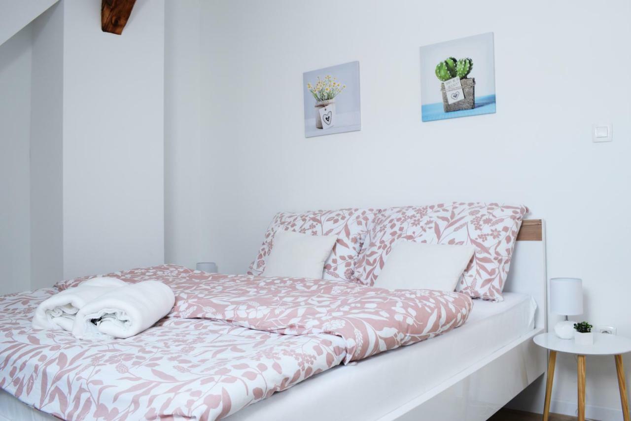 Apartment Rama ซาเกร็บ ภายนอก รูปภาพ