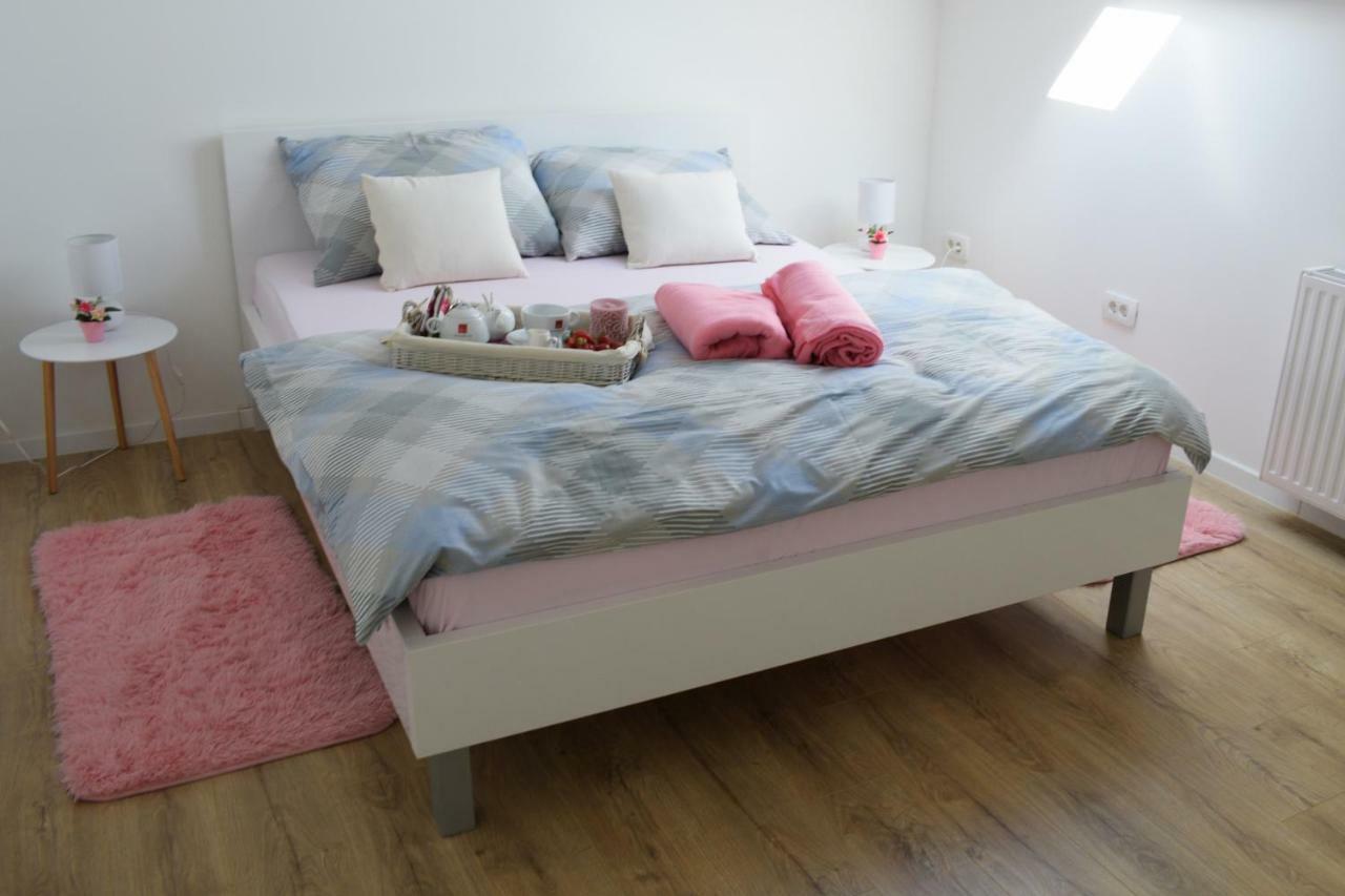 Apartment Rama ซาเกร็บ ภายนอก รูปภาพ